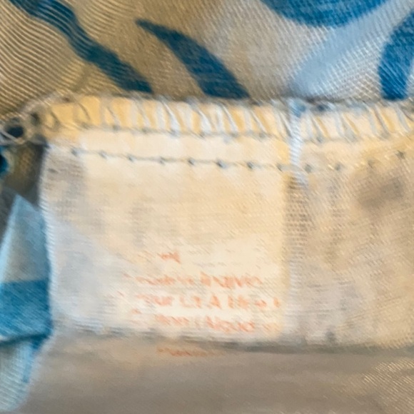 Blue Patterned Bedding Sheet - Picture 5 of 6